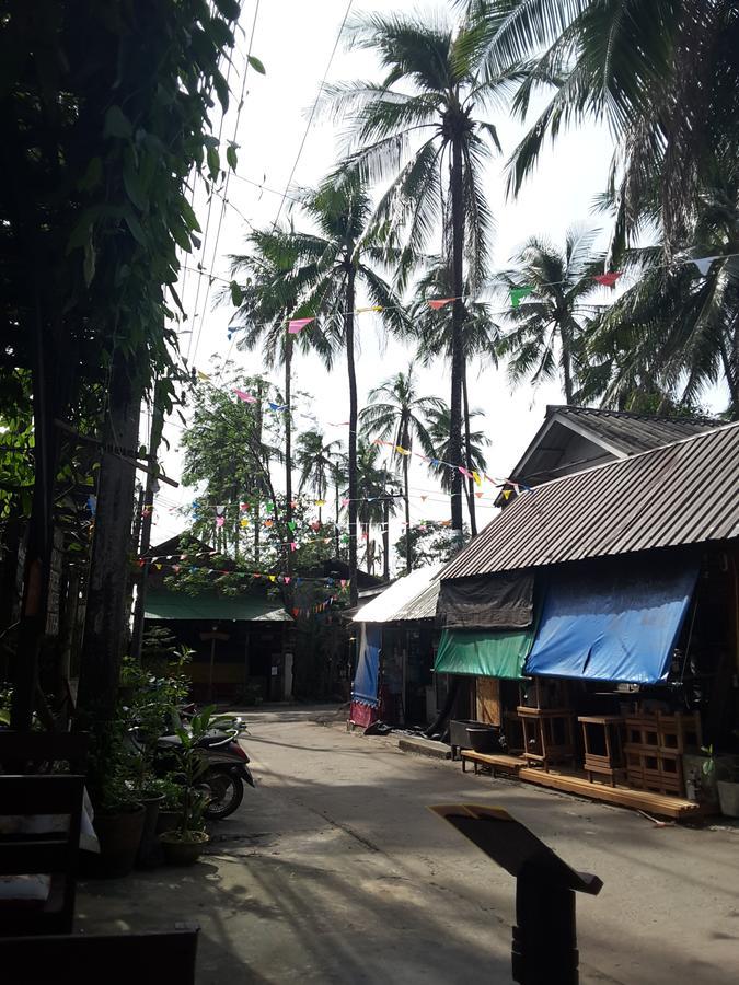 Bee Sleep Hostel Lonely Beach (Adults Only) Koh Chang Bagian luar foto